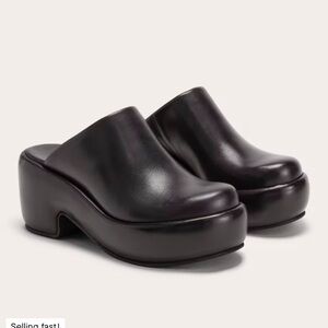 Everlane Black Leather Mules